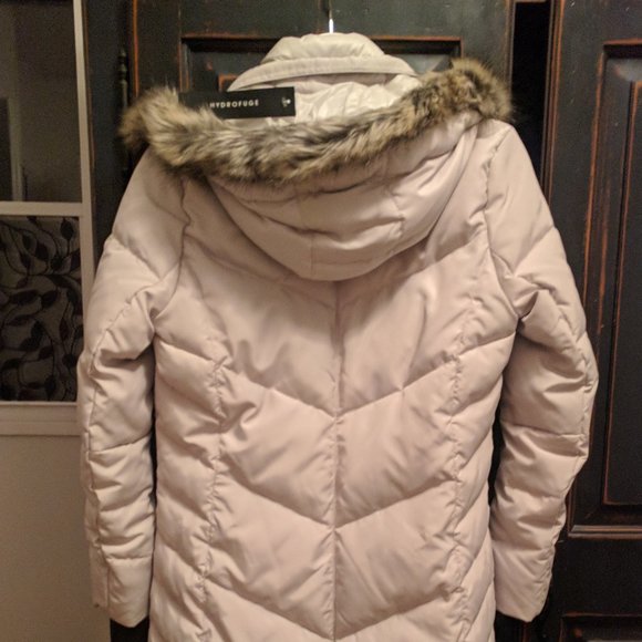 NWT Tribal ivory puffer - Picture 5 of 7